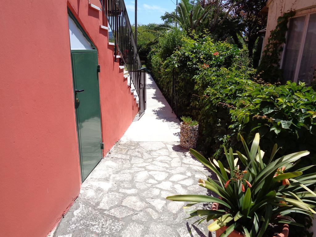 Skyline Apartment Velonades  Bagian luar foto
