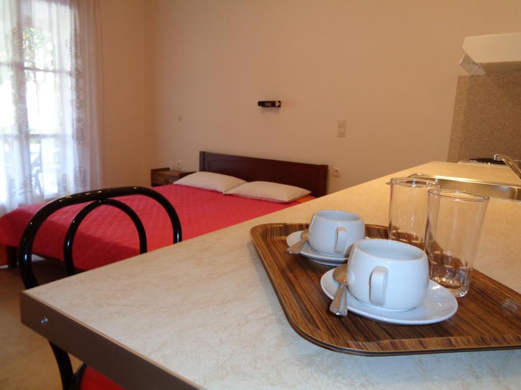 Skyline Apartment Velonades  Bagian luar foto