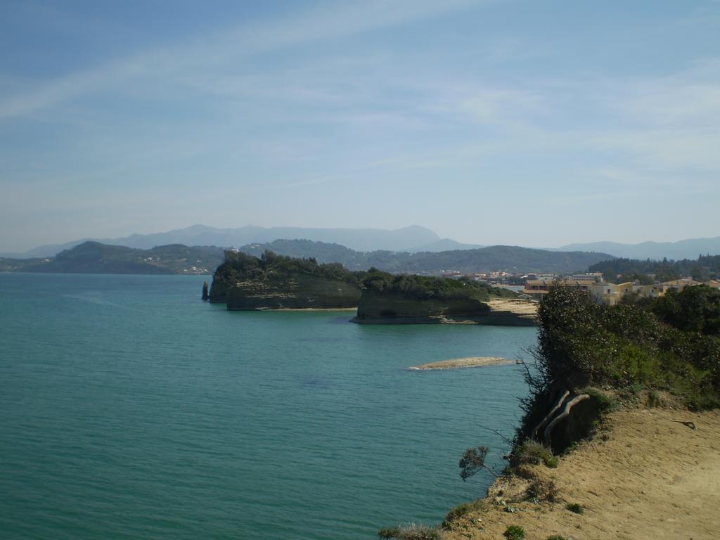 Skyline Apartment Velonades  Bagian luar foto
