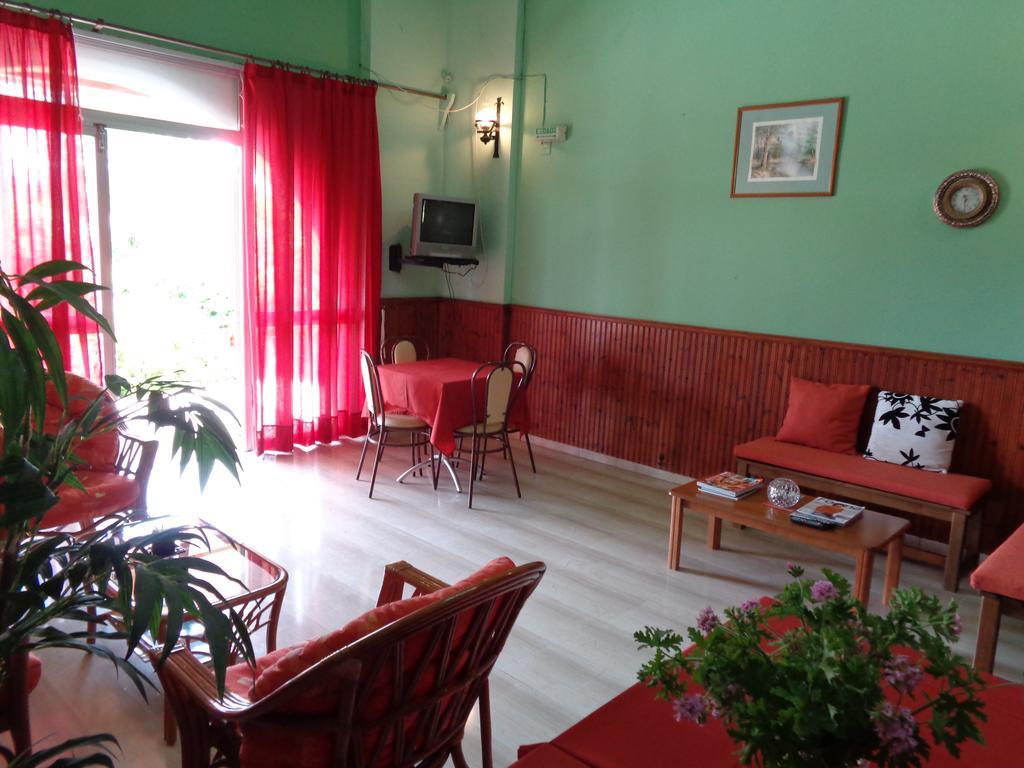 Skyline Apartment Velonades  Bagian luar foto